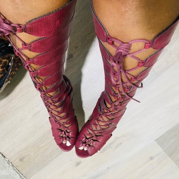 gladiator boots - Picture 1 of 5